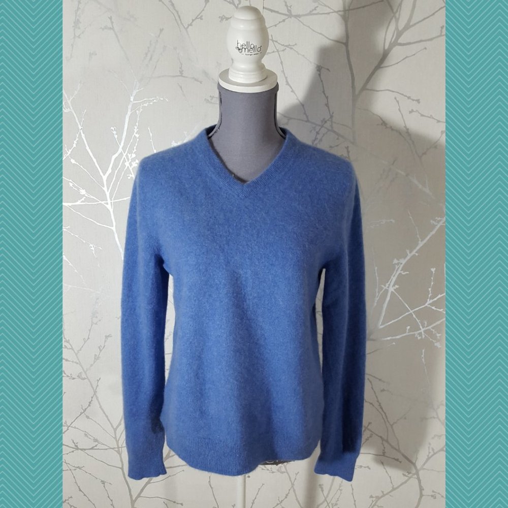 Black Brown 1826 Blue Fuzzy Cashmere V-Neck Sweater
